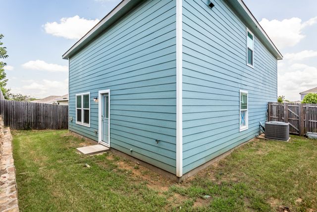 9213 Marilyn Place, Dallas, TX 75227