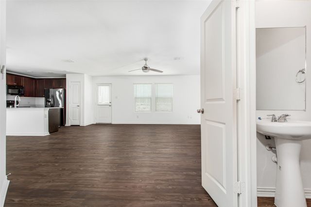 9213 Marilyn Place, Dallas, TX 75227
