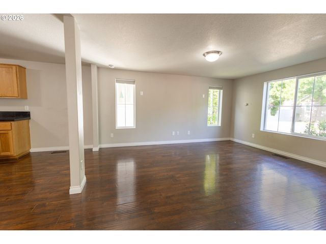 518 Se 14TH Ave, Battle Ground, WA 98604