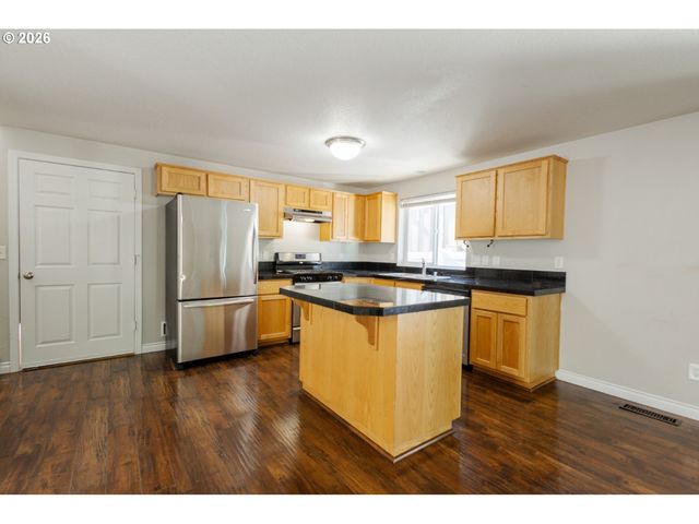 518 Se 14TH Ave, Battle Ground, WA 98604
