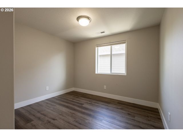 518 Se 14TH Ave, Battle Ground, WA 98604