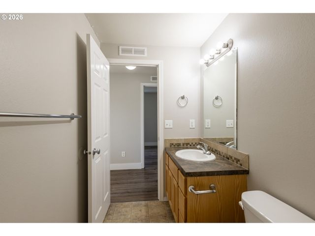 518 Se 14TH Ave, Battle Ground, WA 98604