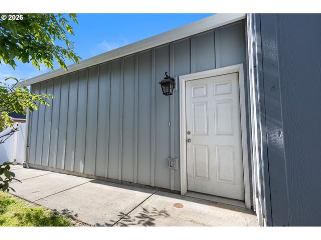 518 Se 14TH Ave, Battle Ground, WA 98604