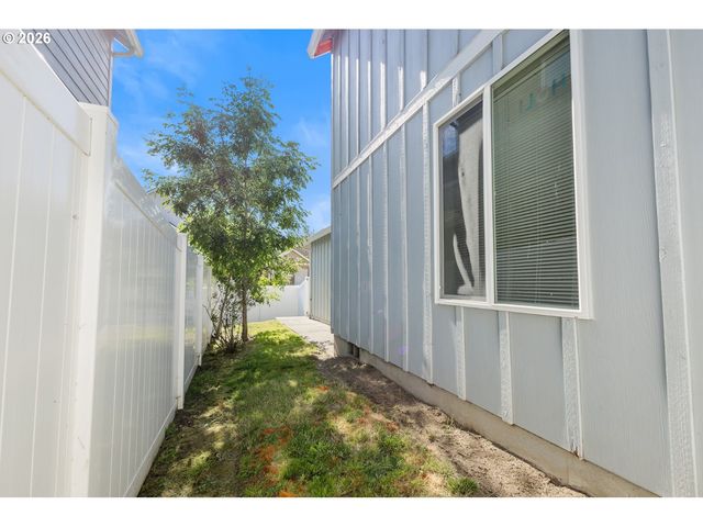 518 Se 14TH Ave, Battle Ground, WA 98604