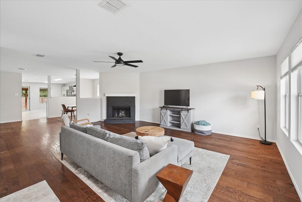2709 White Oak Drive, Little Elm, TX 75068 — photo 5
