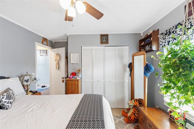 124 OAK CIRCLE, Ocala, FL 34472