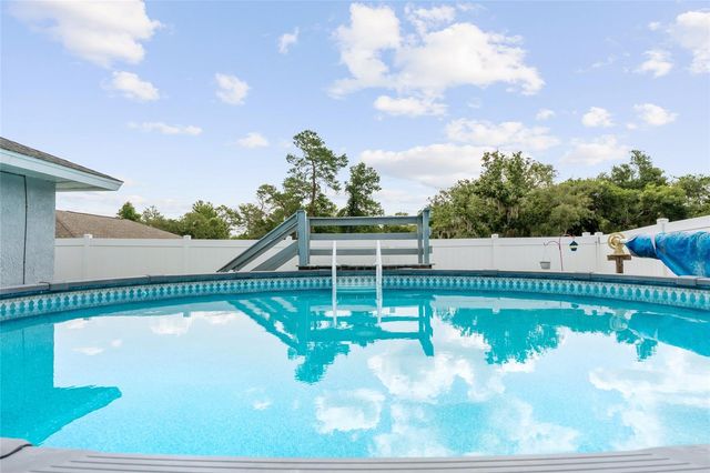 124 OAK CIRCLE, Ocala, FL 34472