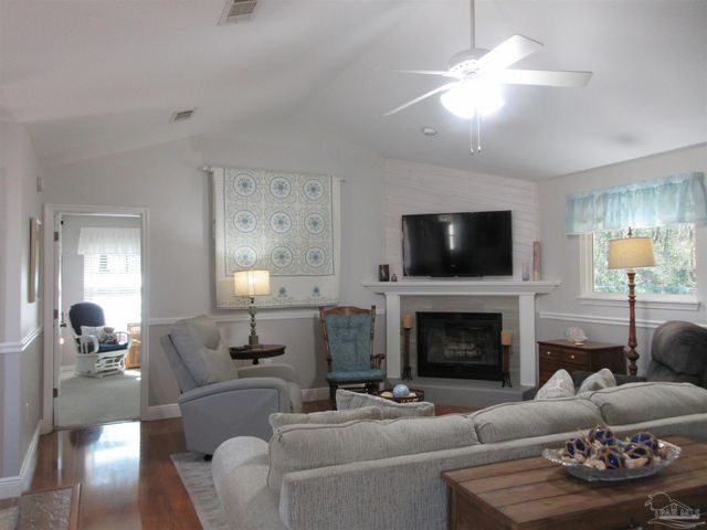 6215 Huntsman Pass, Milton, FL 32570