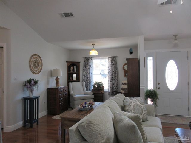 6215 Huntsman Pass, Milton, FL 32570