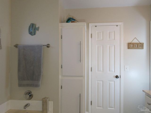 6215 Huntsman Pass, Milton, FL 32570