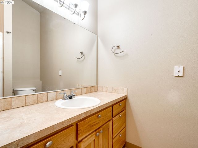 1002 Nw 189TH St, Ridgefield, WA 98642