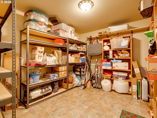 1002 Nw 189TH St, Ridgefield, WA 98642