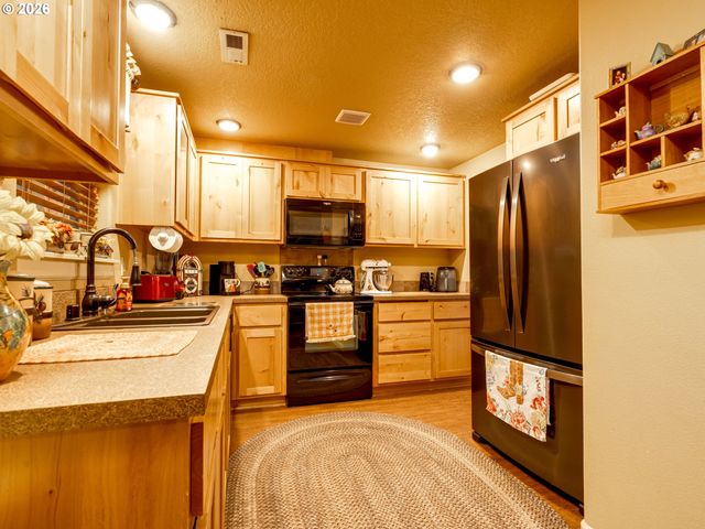1002 Nw 189TH St, Ridgefield, WA 98642