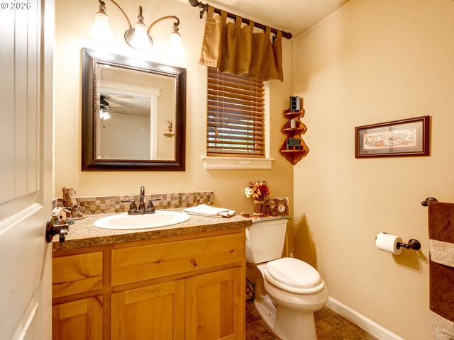 1002 Nw 189TH St, Ridgefield, WA 98642