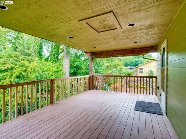 1002 Nw 189TH St, Ridgefield, WA 98642