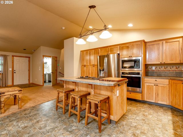 1002 Nw 189TH St, Ridgefield, WA 98642