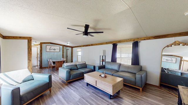 9849 Dennis Ln, Tyler, TX 75703