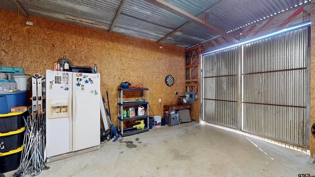 9849 Dennis Ln, Tyler, TX 75703