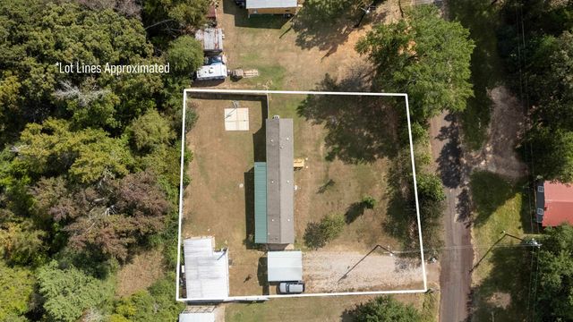 9849 Dennis Ln, Tyler, TX 75703