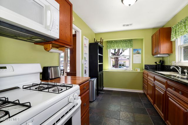 38337 17th Street, Palmdale, CA 93550