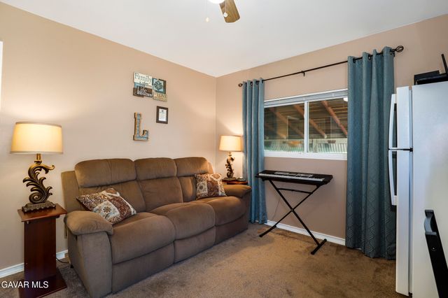 38337 17th Street, Palmdale, CA 93550