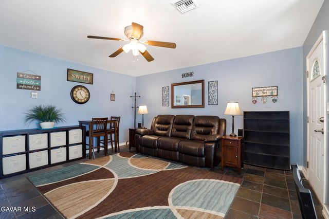 38337 17th Street, Palmdale, CA 93550