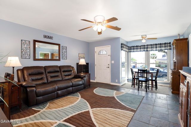 38337 17th Street, Palmdale, CA 93550