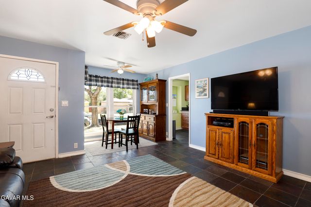 38337 17th Street, Palmdale, CA 93550