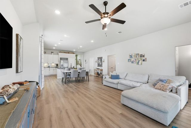 2603 Emerald Lane, Texas City, TX 77591