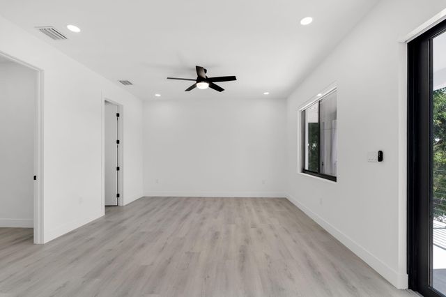 50 Transylvania Avenue, Key Largo, FL 33037