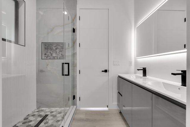 50 Transylvania Avenue, Key Largo, FL 33037