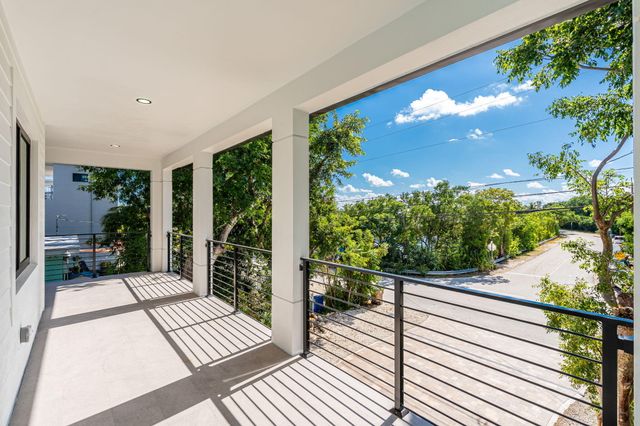 50 Transylvania Avenue, Key Largo, FL 33037