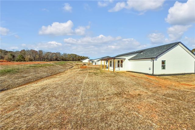 3805 Flat Rock Road, Iva, SC 29655