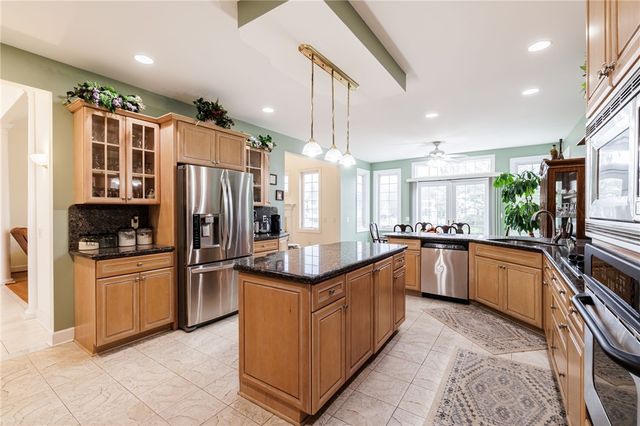 1266 Thistleberry Lane, Penfield, NY 14580