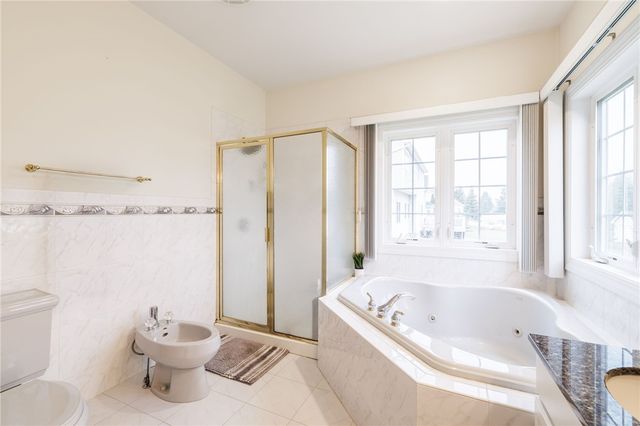 1266 Thistleberry Lane, Penfield, NY 14580