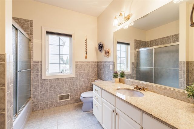 1266 Thistleberry Lane, Penfield, NY 14580