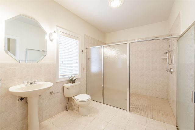 1266 Thistleberry Lane, Penfield, NY 14580