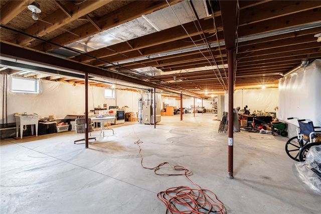 1266 Thistleberry Lane, Penfield, NY 14580