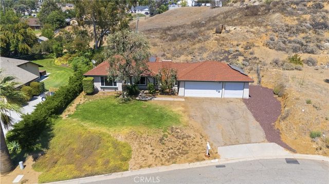 7800 Lippizan, Jurupa Valley, CA 92509