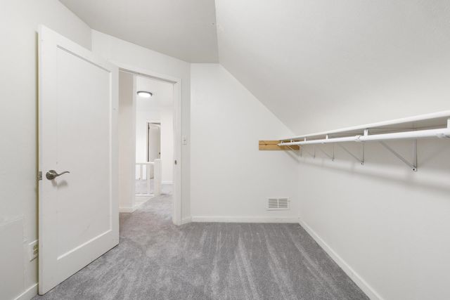 712 Normals St, Minot, ND 58703