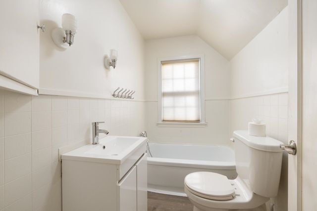 712 Normals St, Minot, ND 58703