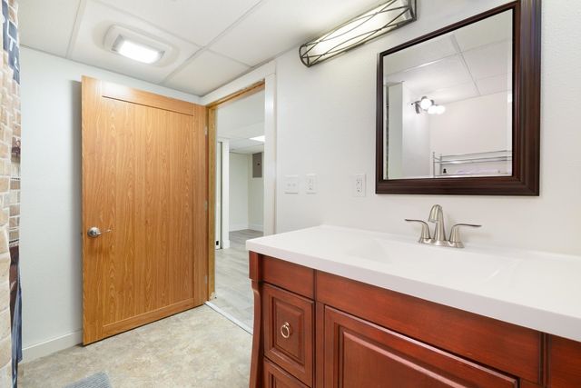 712 Normals St, Minot, ND 58703