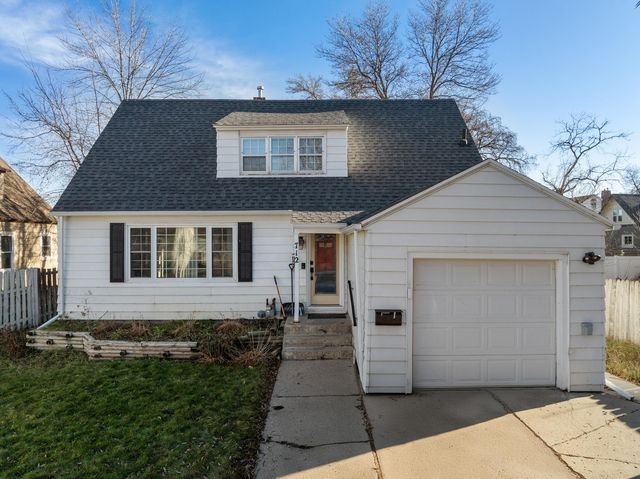 712 Normals St, Minot, ND 58703