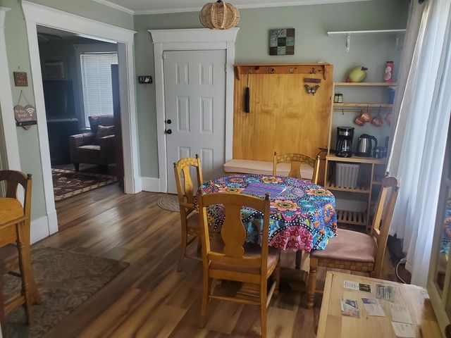 1030 E Sanson Ave, Spokane, WA 99207