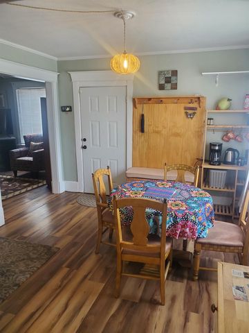 1030 E Sanson Ave, Spokane, WA 99207