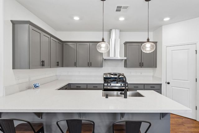 240 Helios Ct, Roseville, CA 95747