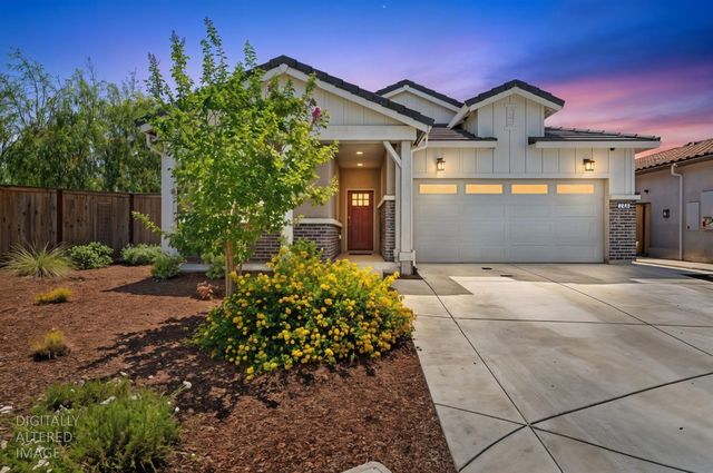 240 Helios Ct, Roseville, CA 95747