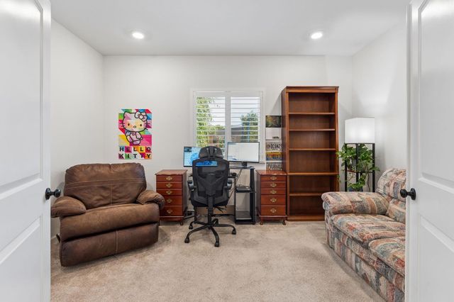 240 Helios Ct, Roseville, CA 95747