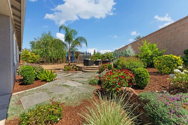 240 Helios Ct, Roseville, CA 95747