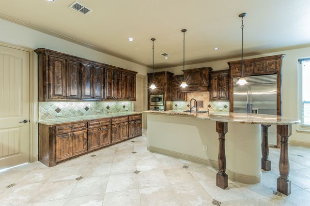 7565 Rawlins Lane, Frisco, TX 75036